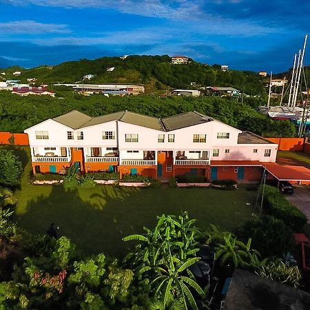 Cool Premier Apts. - Airport/Sgu Blow Hole Exterior foto