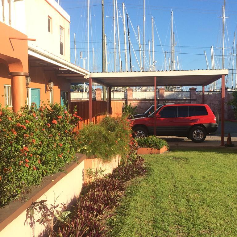 Cool Premier Apts. - Airport/Sgu Blow Hole Exterior foto
